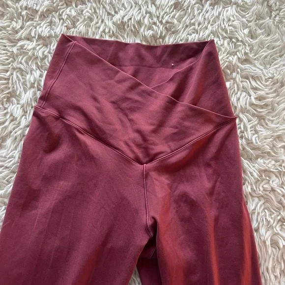 Aerie Offline Mauve Crossover Leggings - Picture 4 of 6